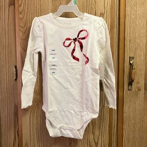 24 month little girl Garanimals White long sleeve Onesie with Red Heart Bow